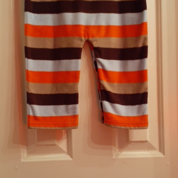 Carters 24 month all in one front pocket outfit.. - Picture 6 of 6